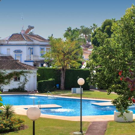 Sun Beach Apartment Estepona Exterior photo
