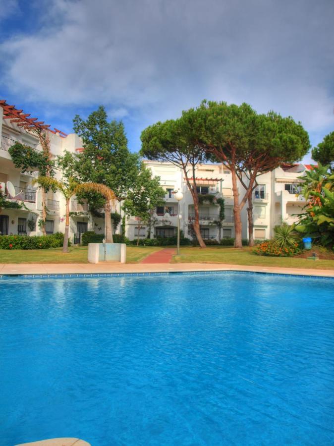 Sun Beach Apartment Estepona Exterior photo