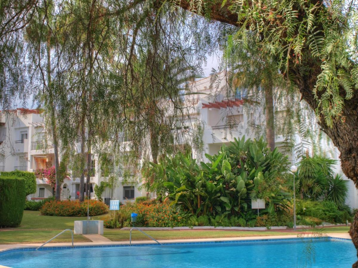 Sun Beach Apartment Estepona Exterior photo